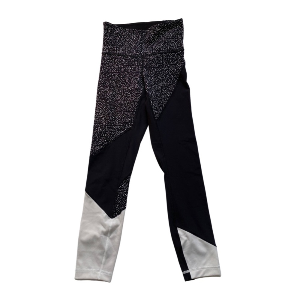 Lululemon leggings black and white patterned size 4